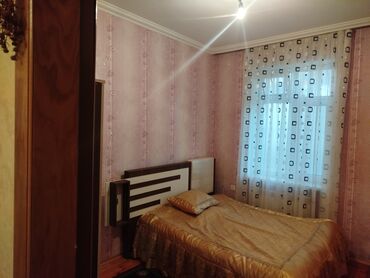 Köhnə tikili: 3otaqlı mənzil – planlaşdırma və xüsusiyyətlər

kiraye — 9