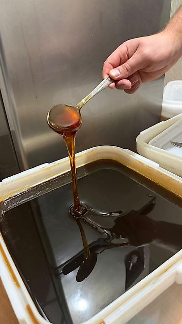 🍯 Натуральный пчелиный гречишный мёд. Очень вкусный и полезный