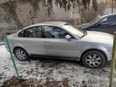 Volkswagen: Volkswagen Passat: 2001 г., 2.3 л, Механика, Бензин, Седан