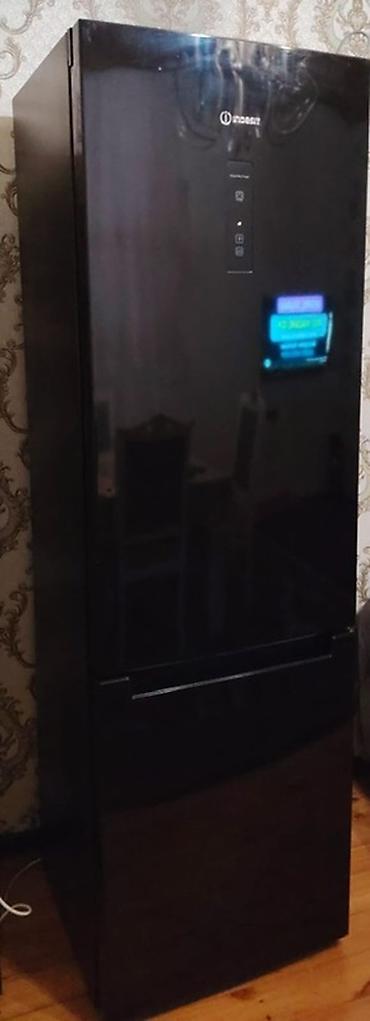 kamerali acki: Indesit iki kamerali soyuducu (aşağıda dondurucu, yuxarıda soyuducu — 1