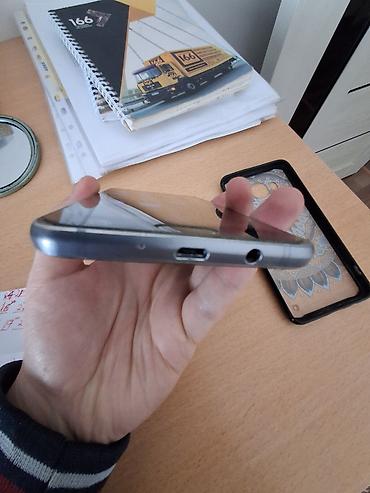 Samsung: Samsung 16 GB, rəng - Qara, Sensor — 17