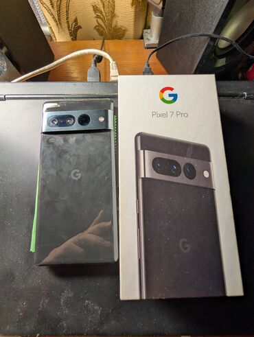 Google: Google Pixel 7 Pro, Б/у, 256 ГБ, цвет - Черный, 1 SIM, eSIM — 1