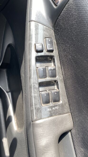 Toyota: Toyota Allex: 2004 г., 1.8 л, Автомат, Бензиновая, Хэтчбэк — 7