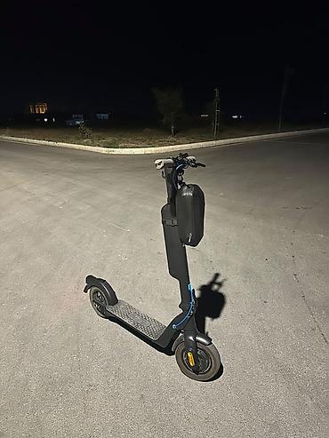 electro gitara: İşlənmiş Elektrik samokat 10", 501 - 750 Vt, 16 - 25 km/s, Pulsuz çatdırılma — 4