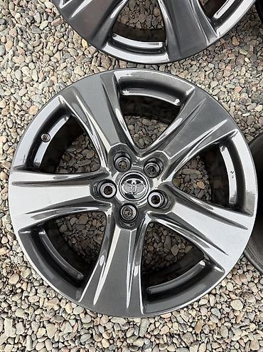 Диски: Литые Диски R 18 Toyota, Комплект, отверстий - 5, Б/у — 4