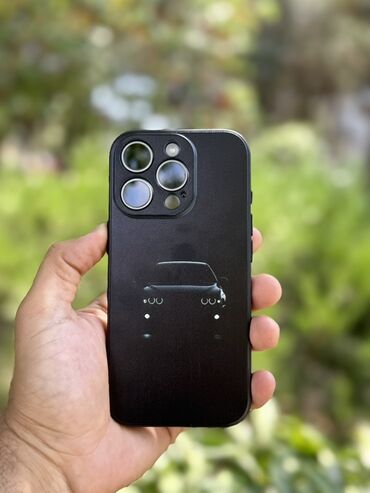 Kabrolar: Müxtəlif iPhone modelləri üçün çiçək naxışlı, şəffaf keys. Bu keys — 14