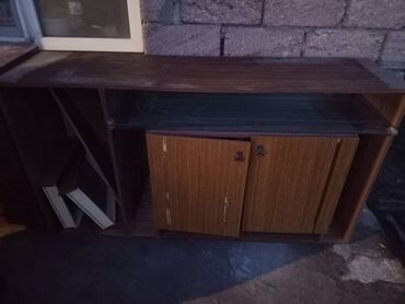 Dolablar: İşlənmiş, Açılan, 2 qapılı Düz dolab, Bufet — 13