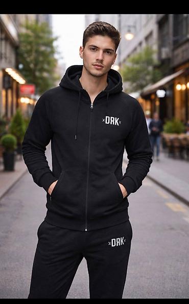 etirel marka: Muške komplet trenerke M,L,XL,XXL,3XL za 3700 din
pb — 2