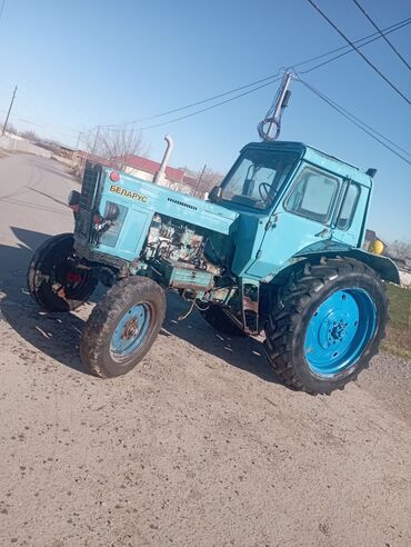 Traktorlar: Belarus traktoru – MTZ seriyası - Rəng: mavi - Quruluş: kabinalı — 1