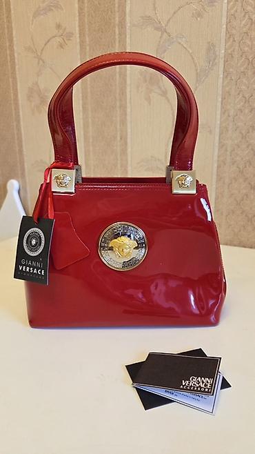 Çantalar: Qırmızı laklı əl çantası – Gianni Versace Accessori - Rəng: parlaq — 2