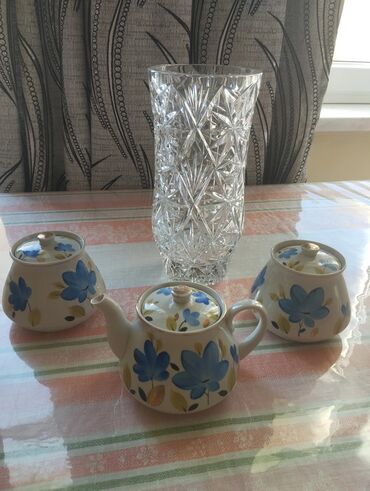 Çaydanlar və qəhvədanlar: Çay dəsti, rəng - Ağ, Farfor