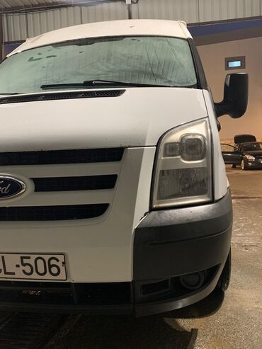 Ford: Ford Transit: 2.2 l | 2011 il Universal — 4