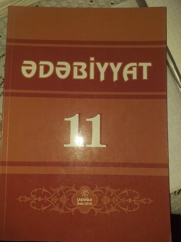 Kitablar, jurnallar, CD, DVD: 11. Sinif. Ədəbiyyat. Kitabıdır . Çox . az. İşlənib. əla