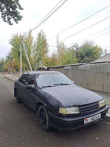 Opel: Opel Vectra: 1989 г., 1.6 л, Механика, Бензин, Седан — 1