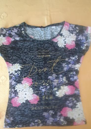 Digər qadın geyimləri: Bir neçə müxtəlif dizaynlı qadın köynəkləri təqdim olunur. Birincisi — 3