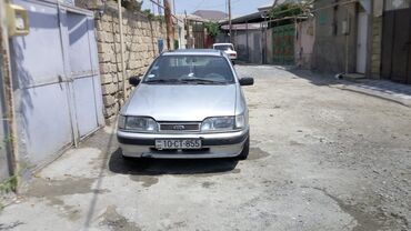 ford motorları: Ford Sierra: 1.8 l | 1992 il | 121511 km Sedan