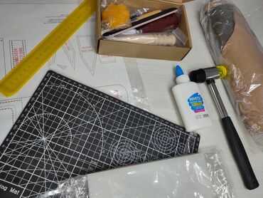 Другое: Набор по работе по коже в наборе есть пробойники разные заклепник — 23