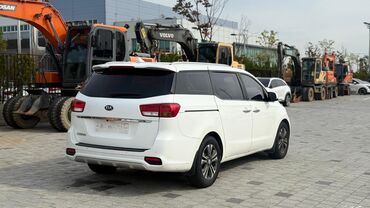 Kia: Kia Carnival: 2020 г., 2.2 л, Автомат, Дизель, Минивэн — 11