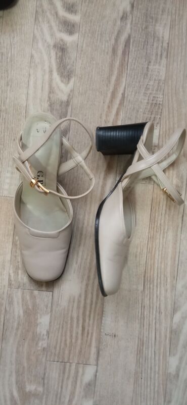 ženske sandale: Sandals, 38