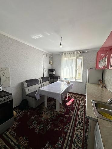9 хутор бишкек: 📍 В Сокулуке продается 2х комнатная квартира. 🏷️ Об объекте: Площадь — 3