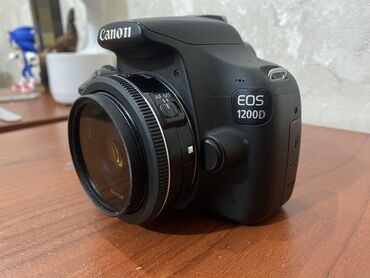 Фотоаппараты: (идеал) Тушка Canon 1200D