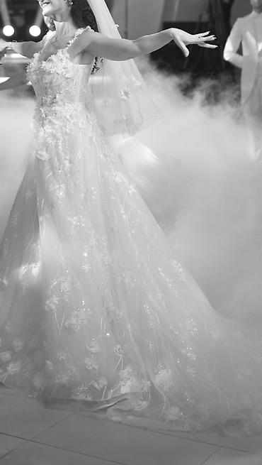 Donlar: Bu gözel bəxt gətirən Pronovias firmaya məxsus gəlinlik satılır — 7