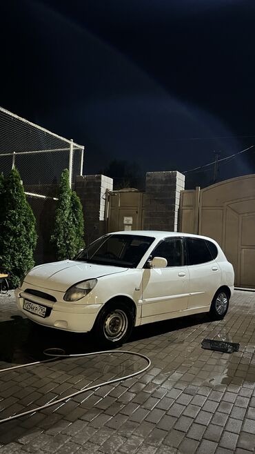 самая дорогая машина в кыргызстане: Toyota Дуэт: 1999 г., 1 л, Автомат, Бензин, Седан