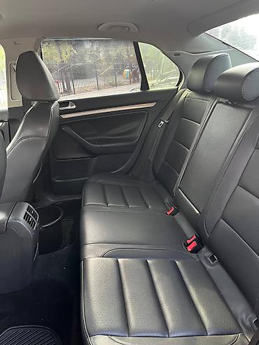 Volkswagen: Volkswagen Jetta: 2010 г., 2.5 л, Автомат, Бензин, Седан — 5
