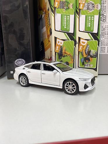 чехол а6: Коллекционная модель автомобиля Audi в кузове седан, выполненная в — 2