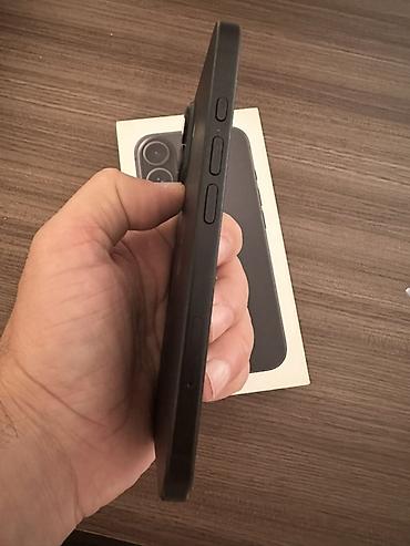 Apple iPhone: IPhone 16, 128 GB, Qara, Face ID — 7
