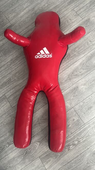 Əlcəklər: Güleş üçün əladı ilove sportdan 250 m alınıb 150 m satılır otağ balaca