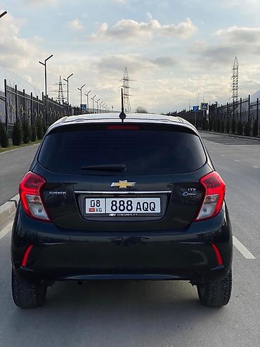 Chevrolet: Chevrolet Spark: 2016 г., 1 л, Вариатор, Бензин, Хэтчбэк — 4