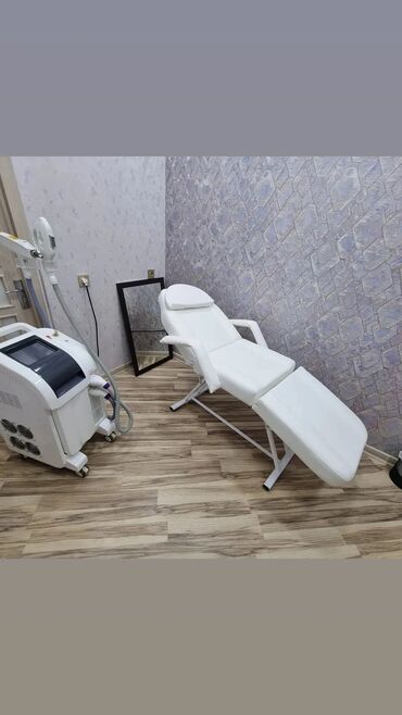 salon mallar: Kuşetka Kusetka Estetik görnüşə malik kuşetka Tam keyfiyyətli