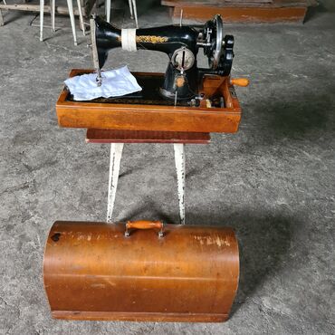 мотор швейная машинка: Швейная машина Ручной