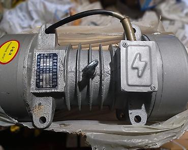 Промышленный вибратор для бетона ZW-10, электрический. Характеристики