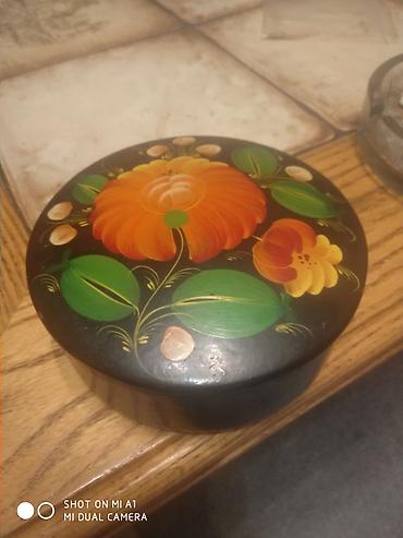 gravura satova: VELIKI LOT: 9 komada ženskog nakita + Vintage drvena kutija (SSSR) — 4