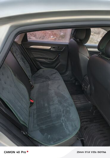 Roewe: Roewe Ei6: 2018 г., 1 л, Вариатор, Гибрид, Седан — 3