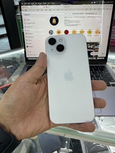 телефоны айфон 15: IPhone 15, Колдонулган, 128 ГБ, Ак, 89 %