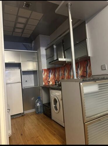 Uzunmüddətli kirayə mənzillər: Kirayə ev verilir 245 saylı məktəbin yani hər bir şəraiti var Kombi -da lalafo.az — 11 Uzunmüddətli kirayə mənzillər: Kirayə ev verilir 245 saylı məktəbin yani hər bir şəraiti var Kombi — 11