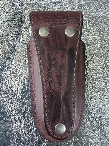 Аңчылык жана балык уулоо: Мультитул-нож Victorinox с кожаным чехлом - Бренд: Victorinox (клинок — 8