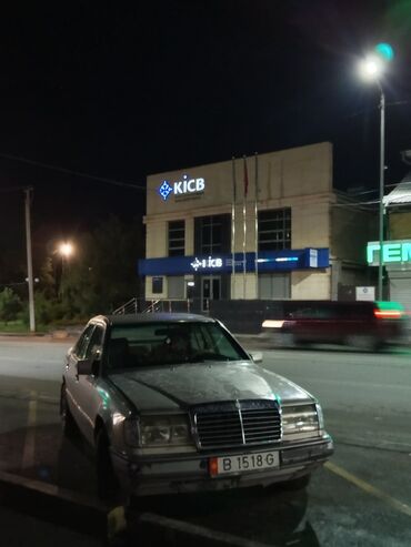 спойлер для фит: Mercedes-Benz E-Class: 1989 г., 2 л