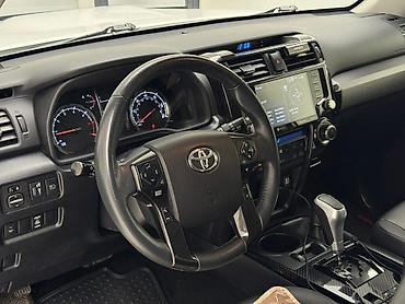 Toyota: Toyota 4Runner: 2020 г., Автомат, Бензин, Внедорожник — 10