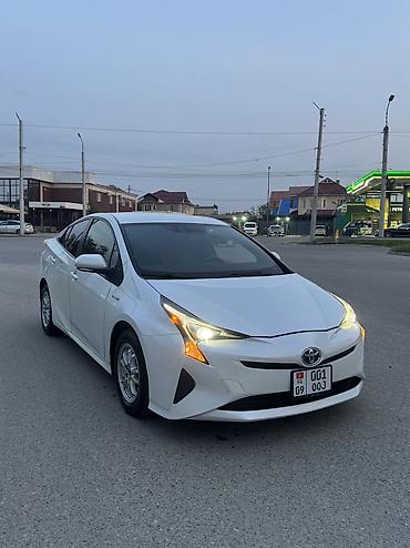 Toyota: Toyota Prius: 2016 г., 1.8 л, Вариатор, Гибрид, Хэтчбэк — 2