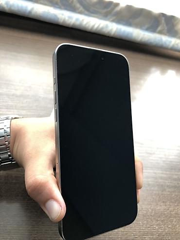Elektronika: IPhone 15 Pro Max, 256 GB, White Titanium — 5