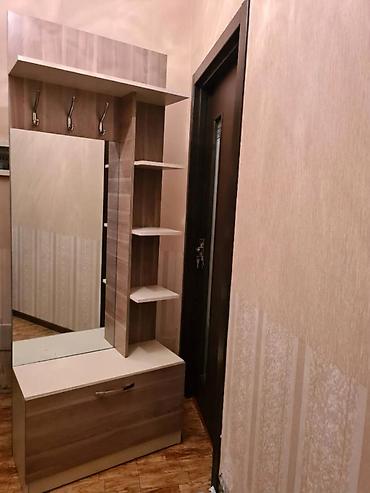 qedimi skaf: Dəhliz üçün çoxfunksiyalı paltar asılqanı və dolab dəsti. ( Embawood ) — 1