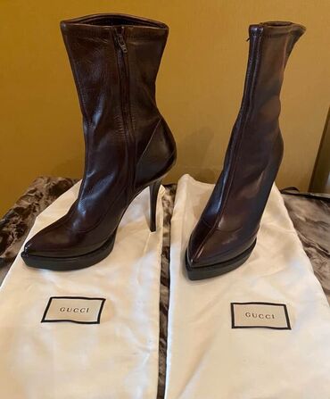 ayaggabı: Gucci dəri botları – Yeni! 👢✨ 🔸 Ölçü: 37 🔸 Rəng: Qəhvəyi 🔸 Vəziyyəti