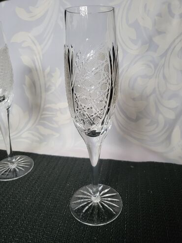 Čaše: Case za vino kristal rucni rad 1960g+. Case komada 3 u ceni,bez na lalafo.rs — 7 Čaše: Case za vino kristal rucni rad 1960g+. Case komada 3 u ceni,bez — 7