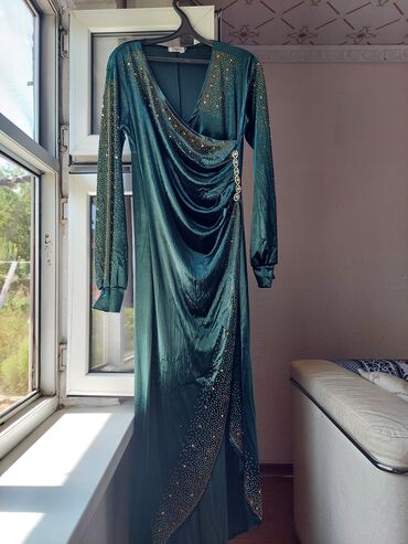 вечерние платья казахстан: Вечернее платье, Стразы, S (EU 36), M (EU 38), L (EU 40)
