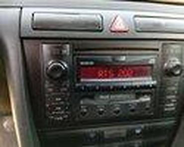 iphone 13 prodajem: RADIO CD ZA AUDI A6 | originalni radio sa cd i kasetofonom — 2