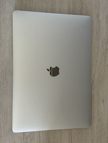 core i9: Ноутбук, Apple, 16 ГБ ОЗУ, Intel Core i7, 15 ", Для работы, учебы, память SSD